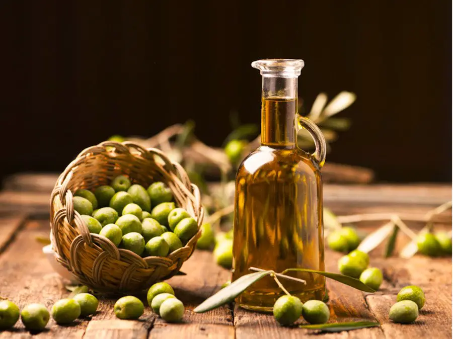 Photo of olive oil